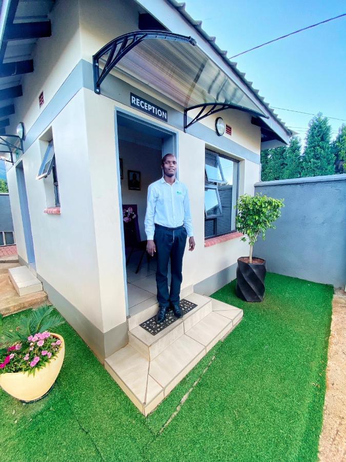 Green Haven Apartments إيزولويني المظهر الخارجي الصورة